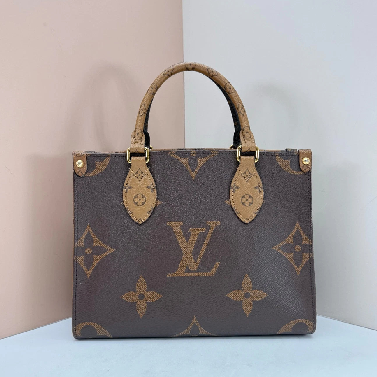 Louis Vuitton Onthego PM Monogram Tote Top Handle Shoulder Bag Brown Gold Women
