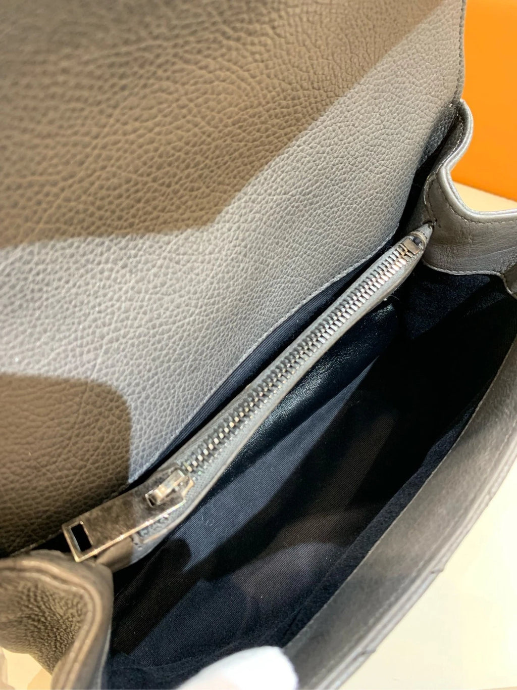 Saint Laurent Gray Leather Small Chain Messenger Bag For Women