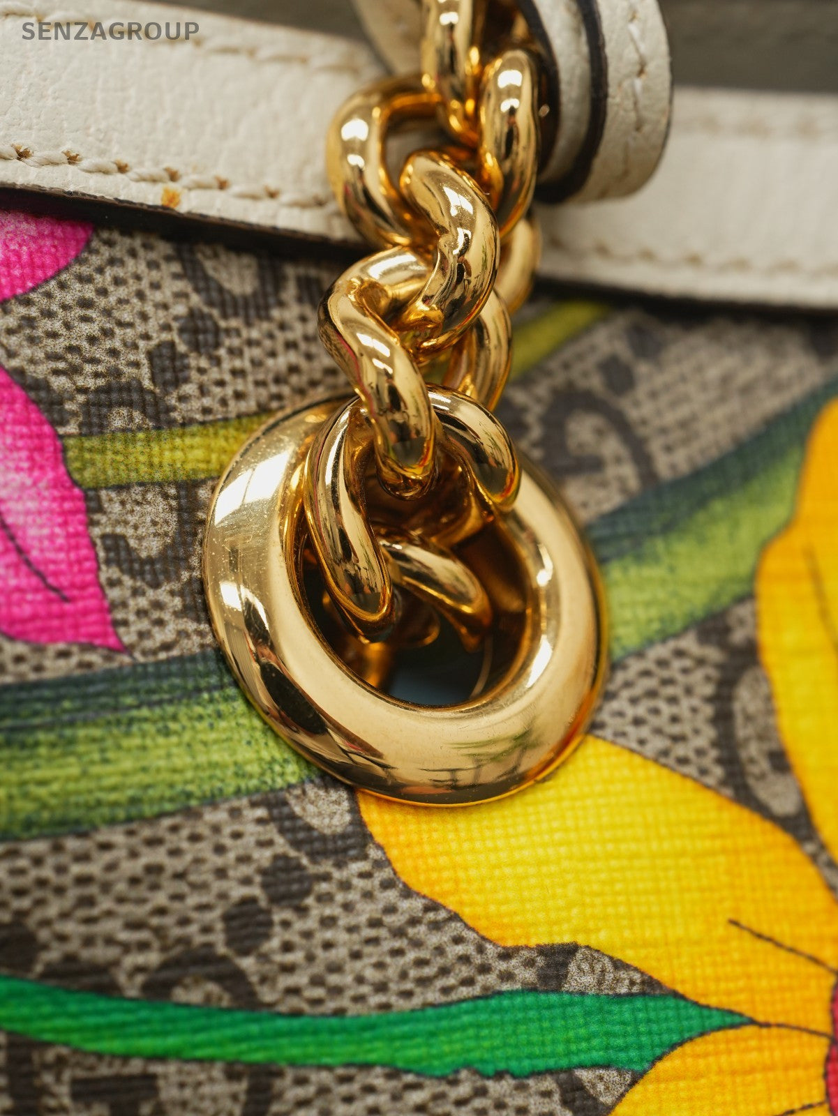 GUCCI Padlock Flowers Chain Shoulder bag White Gold Women