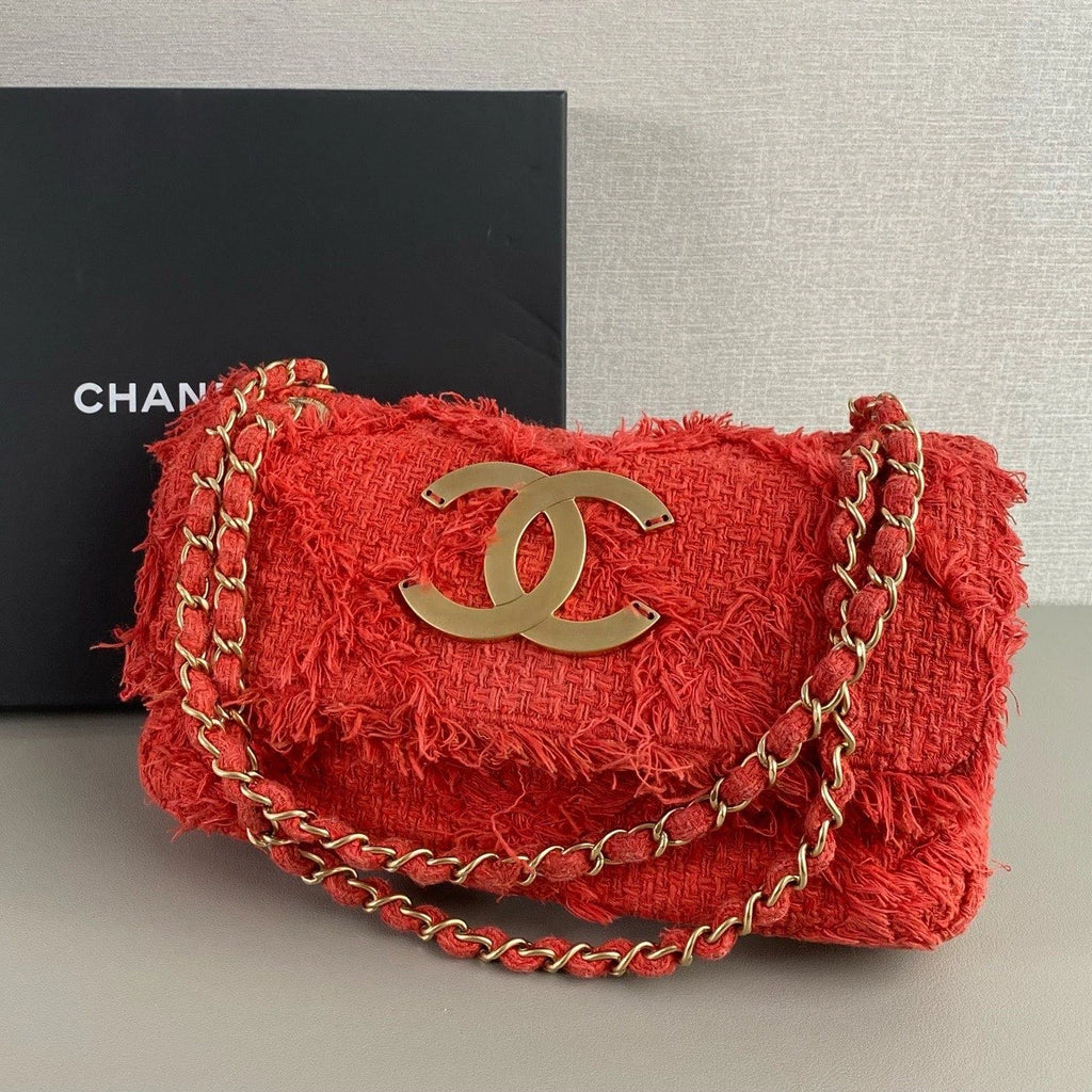 Chanel CC Logo Chain Shoulder Bag Red Gold Women Classic