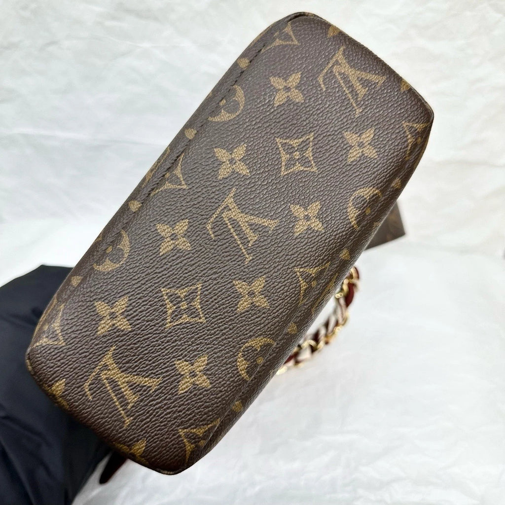 Louis Vuitton Monogram Canvas Drawstring Bucket Bag For Women