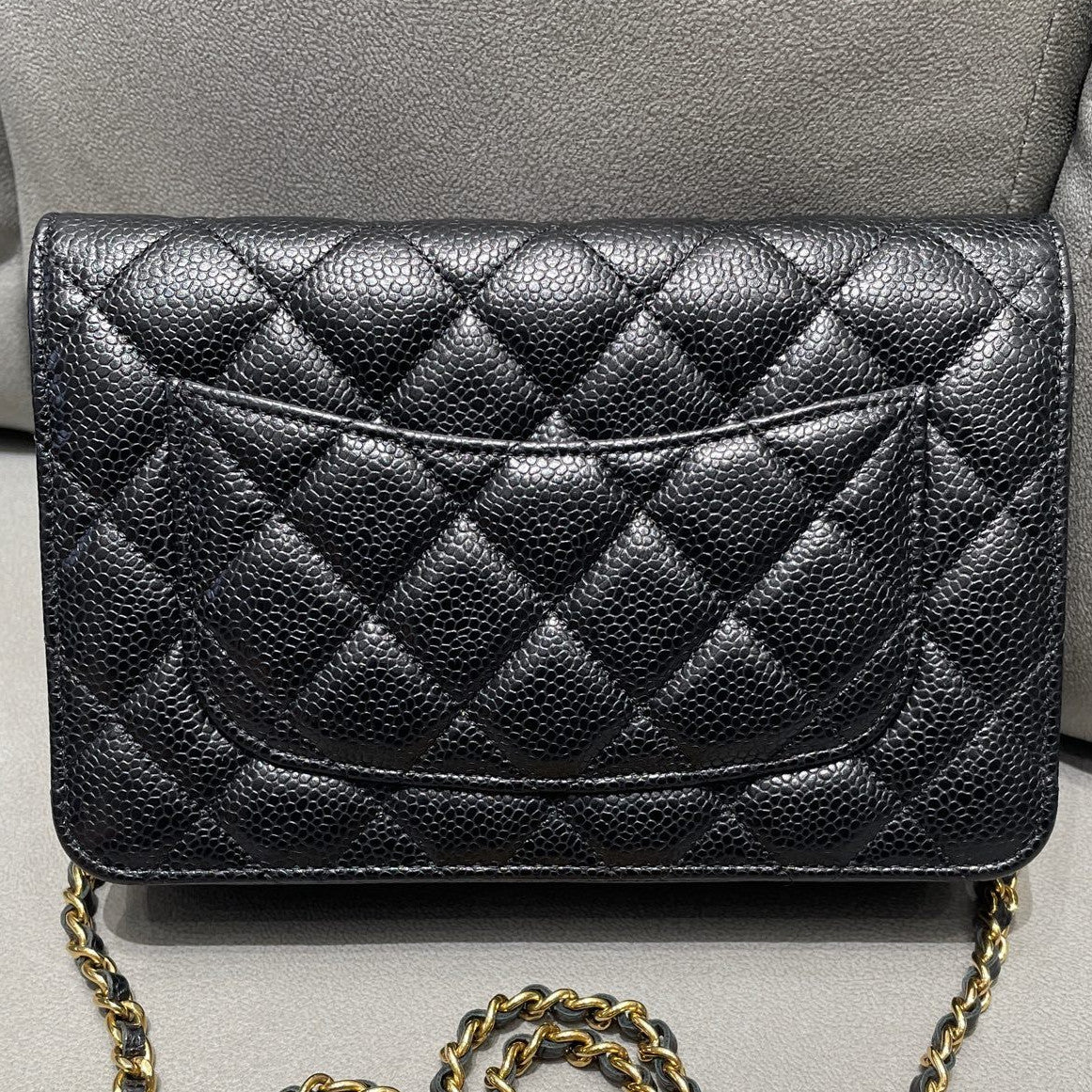 Chanel WOC Black Caviar Quilted Chain Shoulder Crossbody Bag Classic