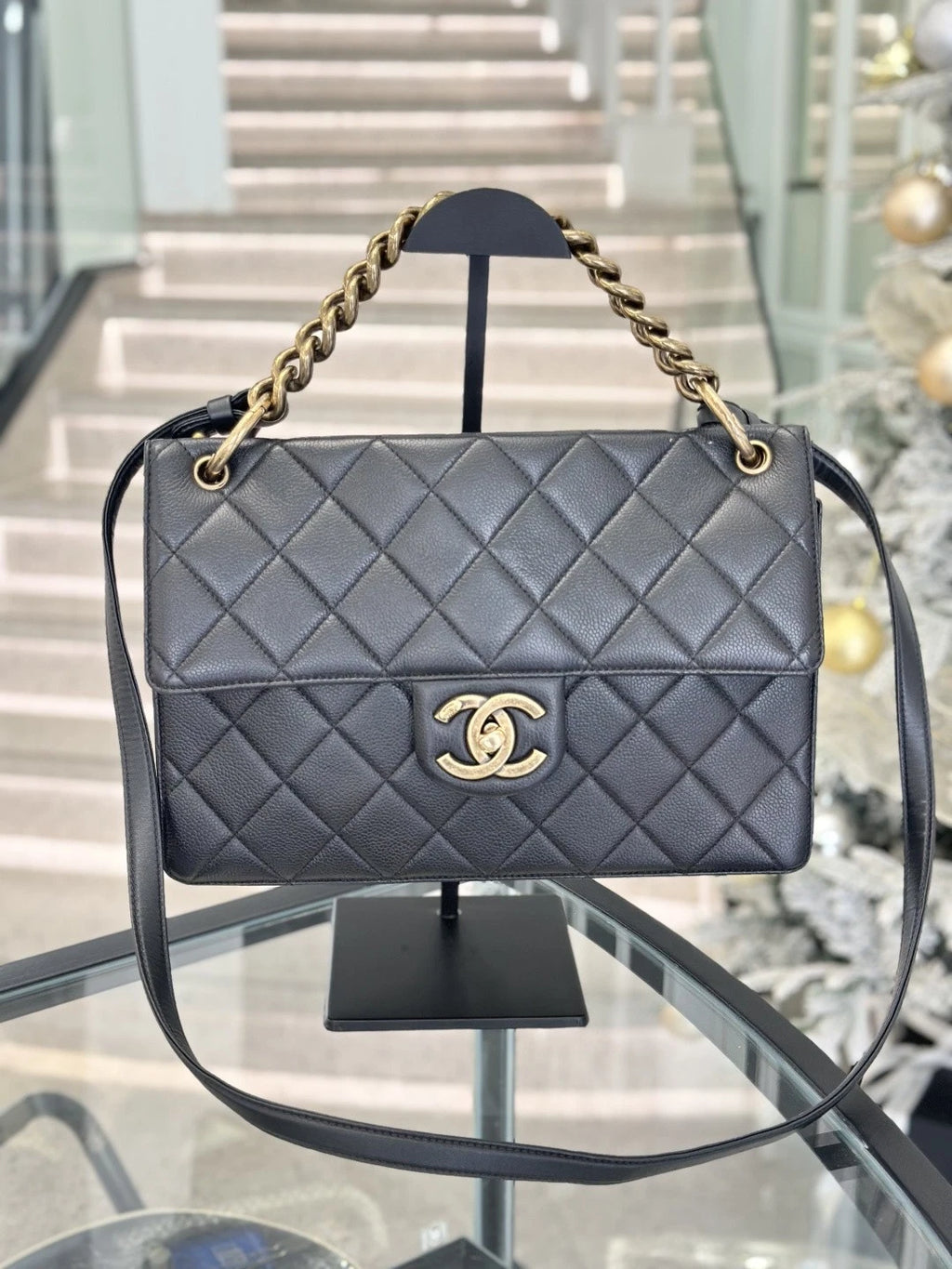 Chanel Diamond Chain Calfskin Top Handle Crossbody Black Gold Women Classic S