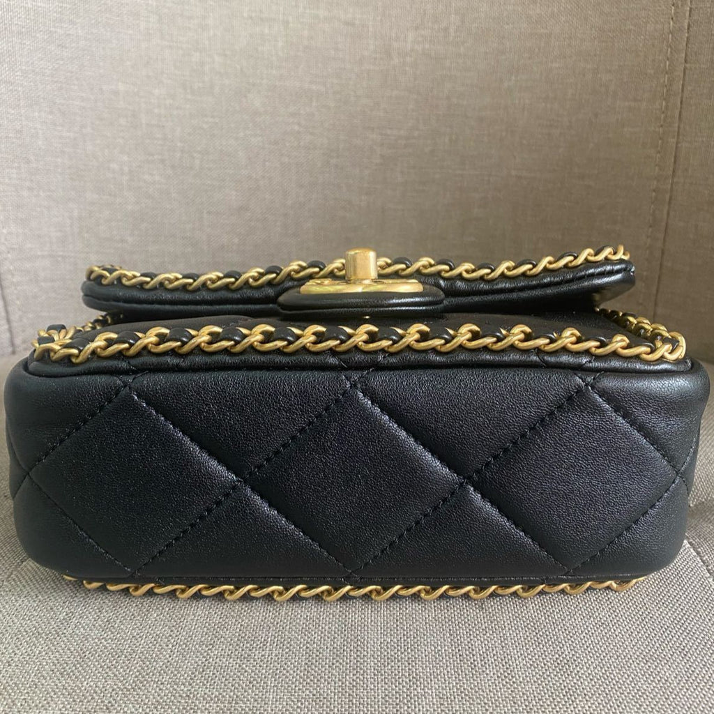 Chanel 24B Quilted Chain Shoulder Crossbody Bag Black Gold Classic