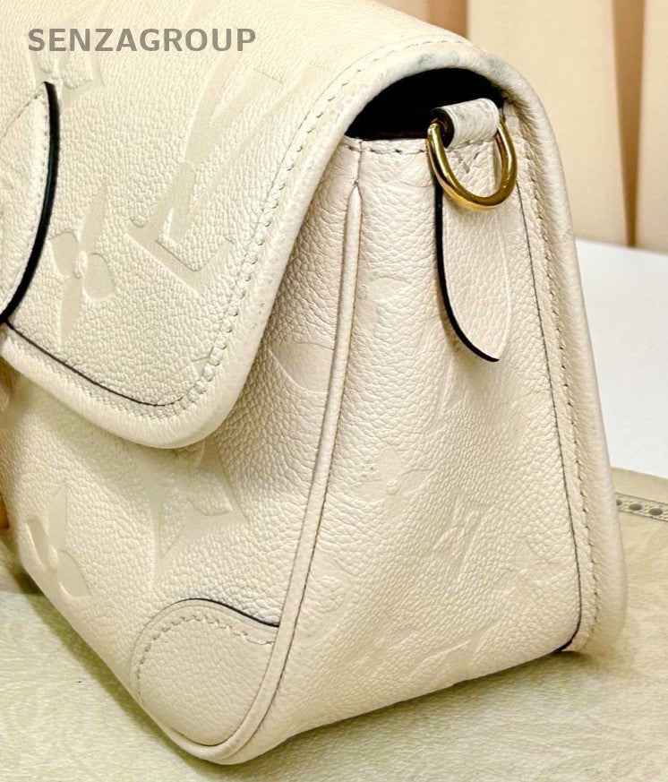 Louis Vuitton Diane Calfskin Shoulder Bag Crossbody White Gold Women Classic