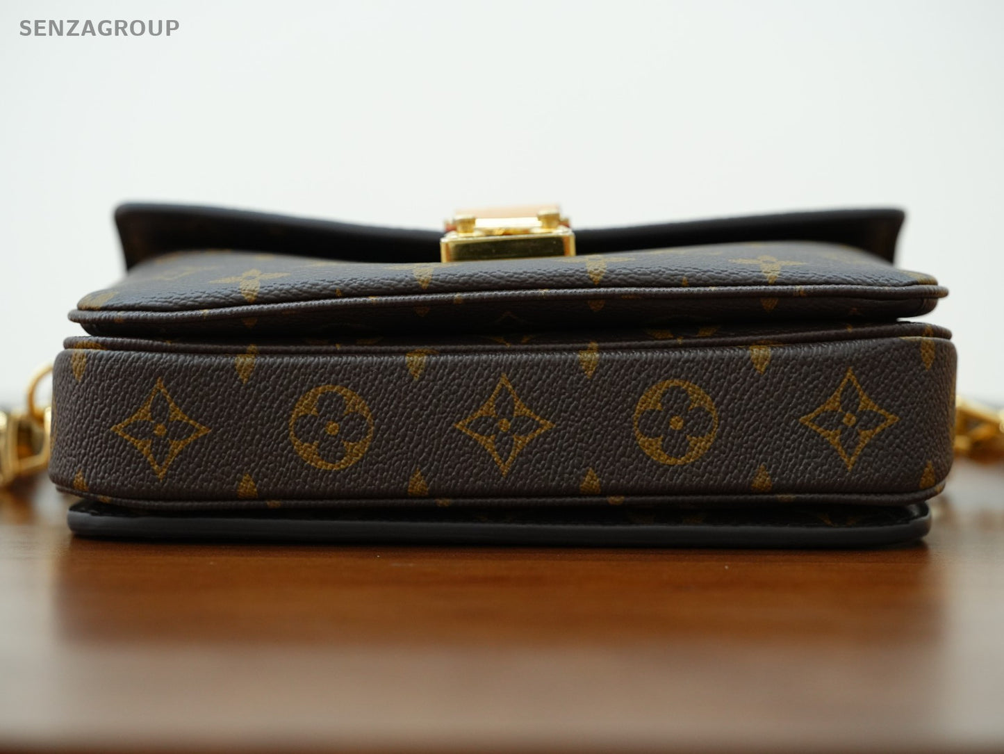 Louis Vuitton Pochette Metis East West Monogram Chain 2way Shoulder bag Brown