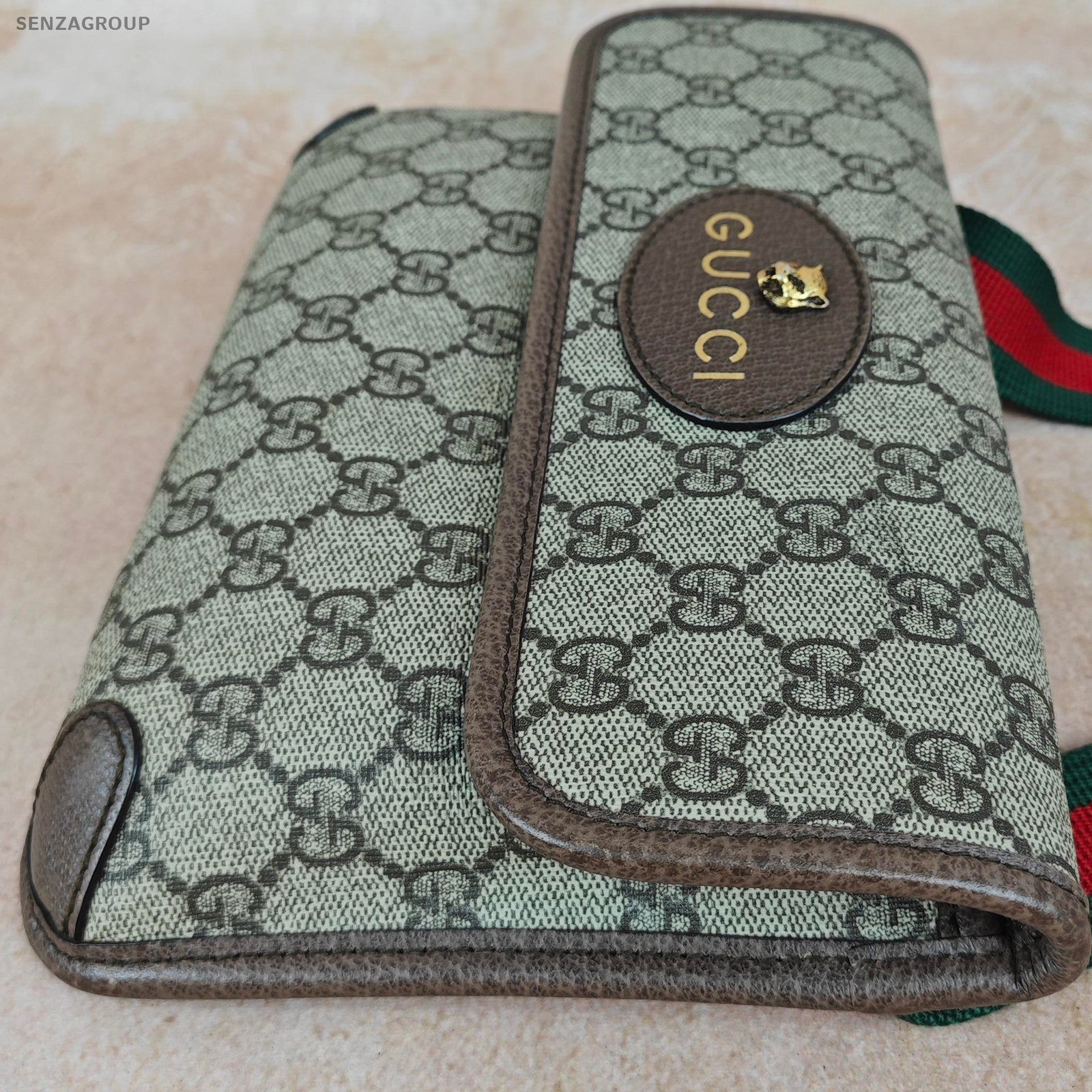 Gucci GG Supreme Brown Shoulder Crossbody Bag Gold Buckle Women Classic