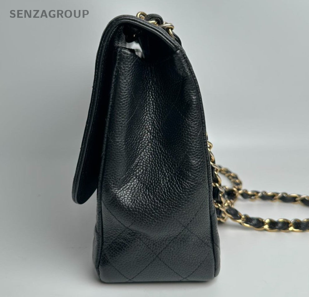Chanel Classic Flap GM Chain Shoulder Bag Crossbody Black Gold Women Fashion