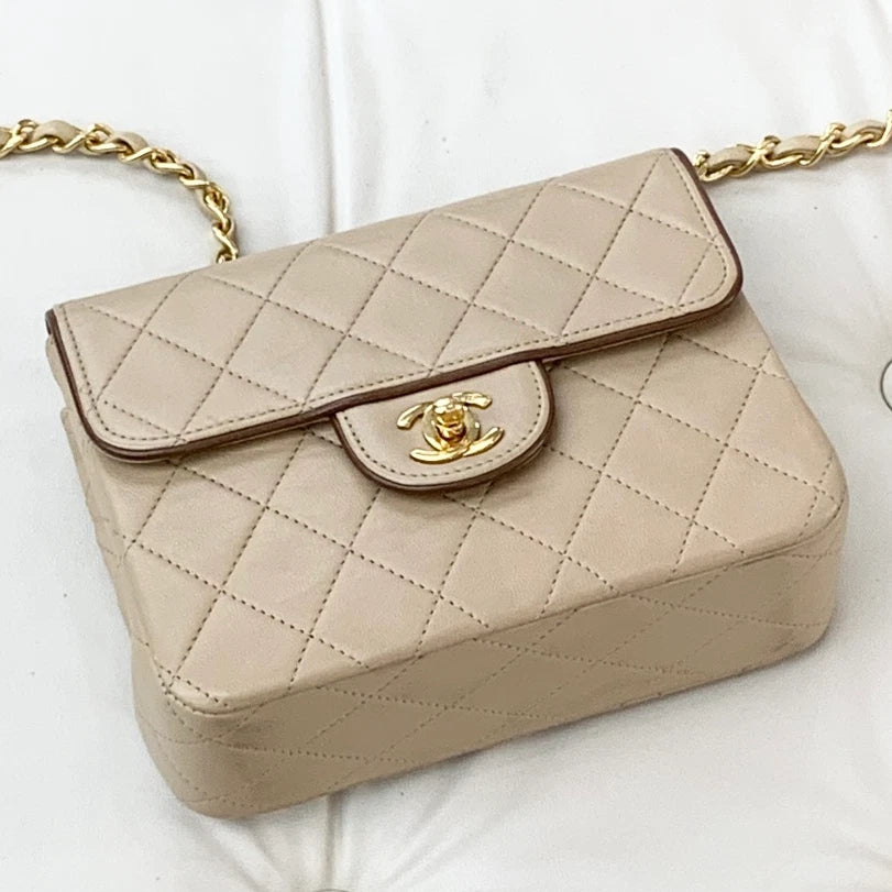 Chanel Vintage Chain Lambskin Shoulder Crossbody Bag Beige Women S