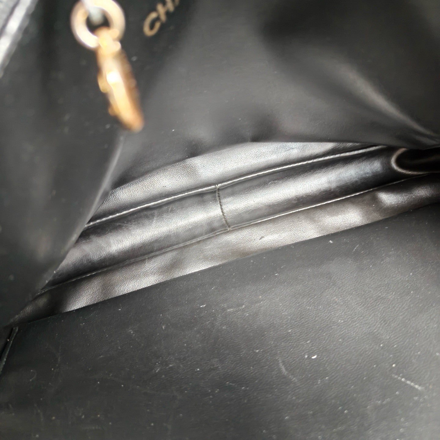 Chanel Diamond Chain Lambskin Black Gold Shoulder Bag Women Classic Vintage