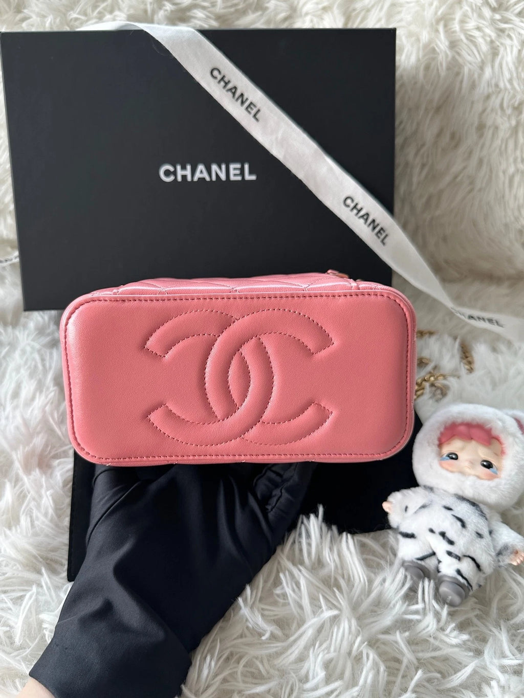 CHANEL Pink Heart Ball Long Box Shoulder Crossbody Bag For Women