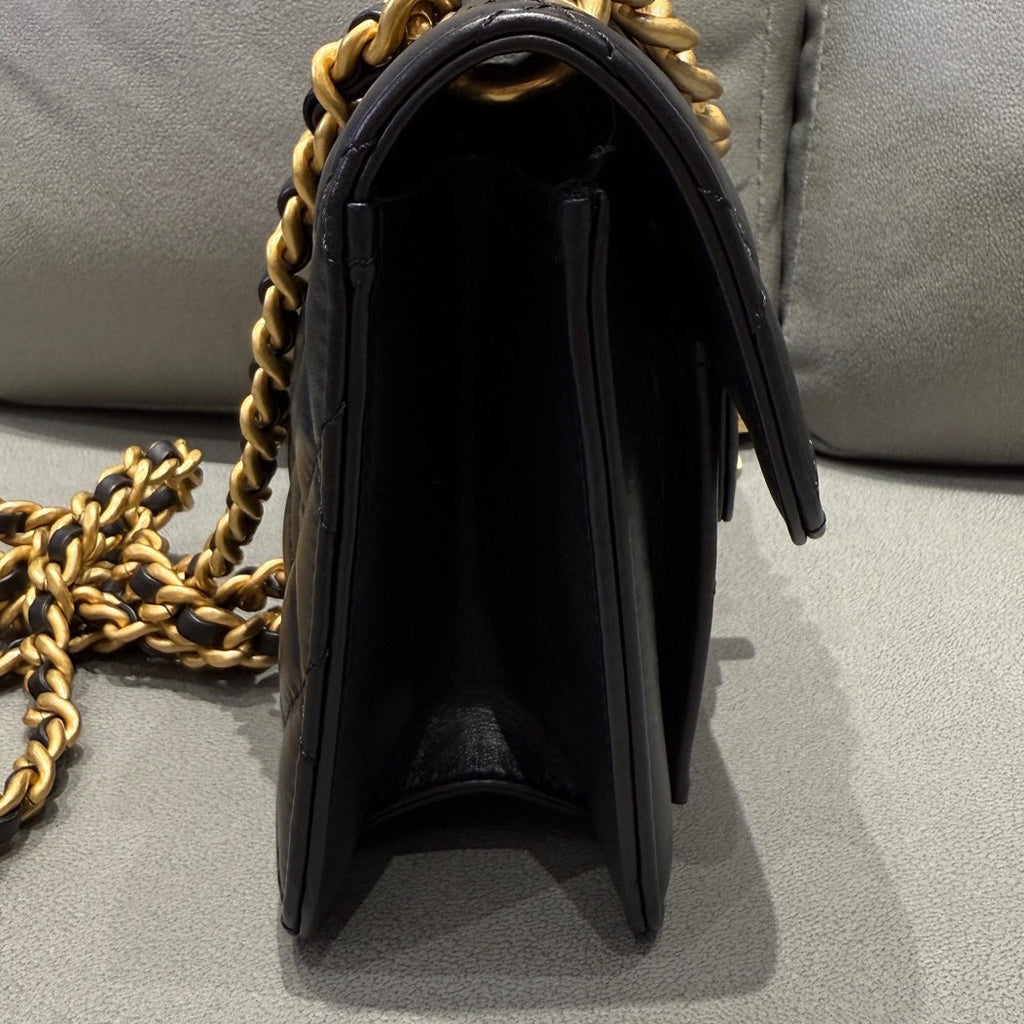 Chanel 23S Messenger Bag Black Quilted Gold Chain Crossbody Shoulder Bag
