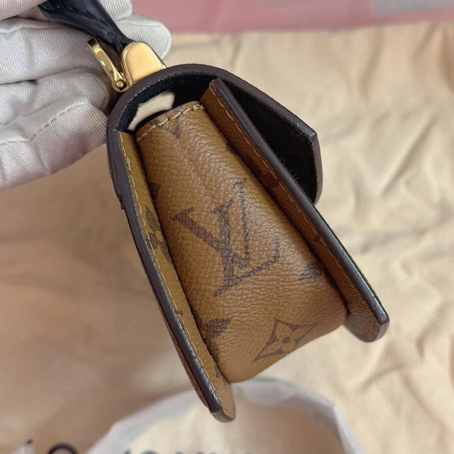 Louis Vuitton Tillsit Mini Monogram Canvas Handbag Crossbody Chip Version