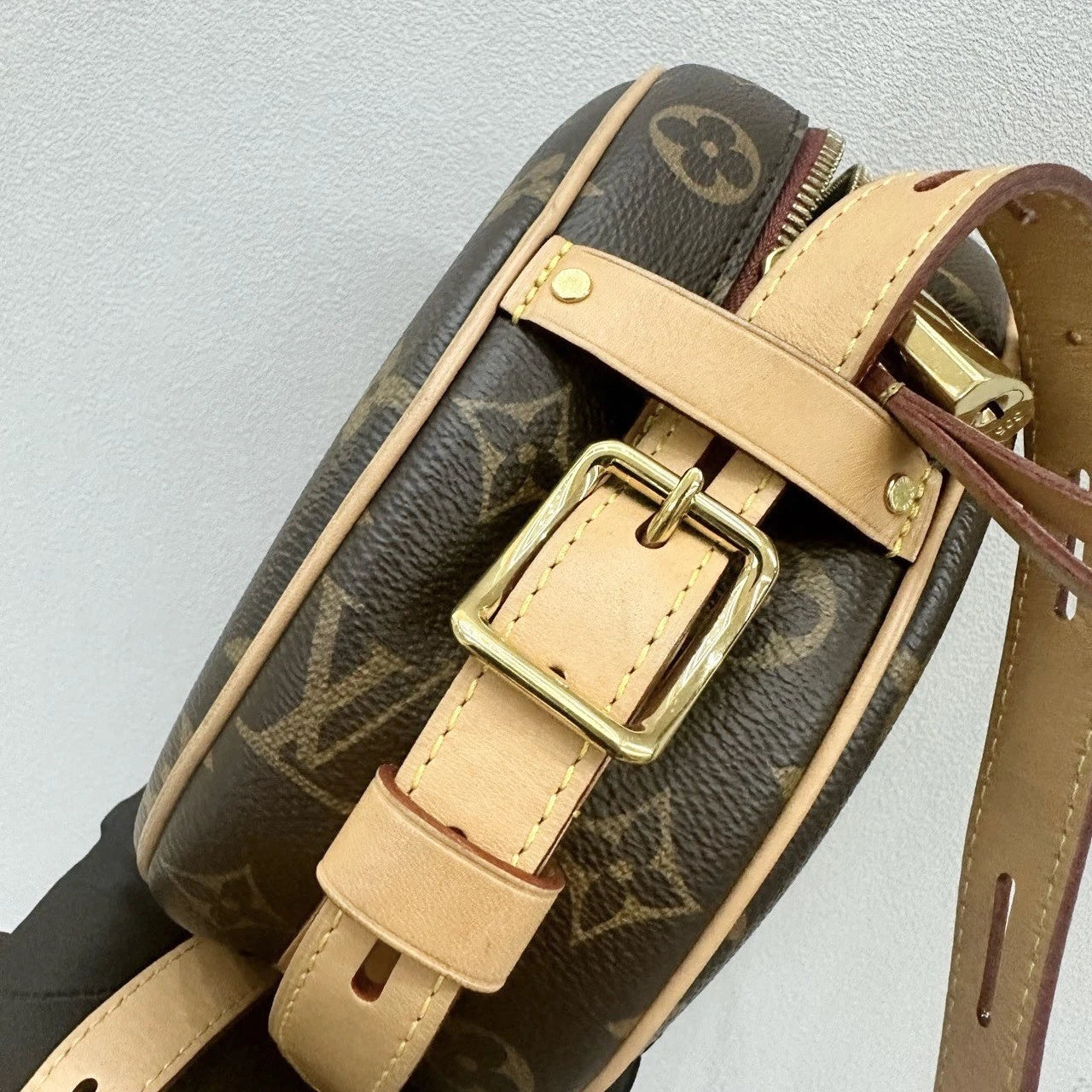 Louis Vuitton Canvas Large Soft Box Bag For Women