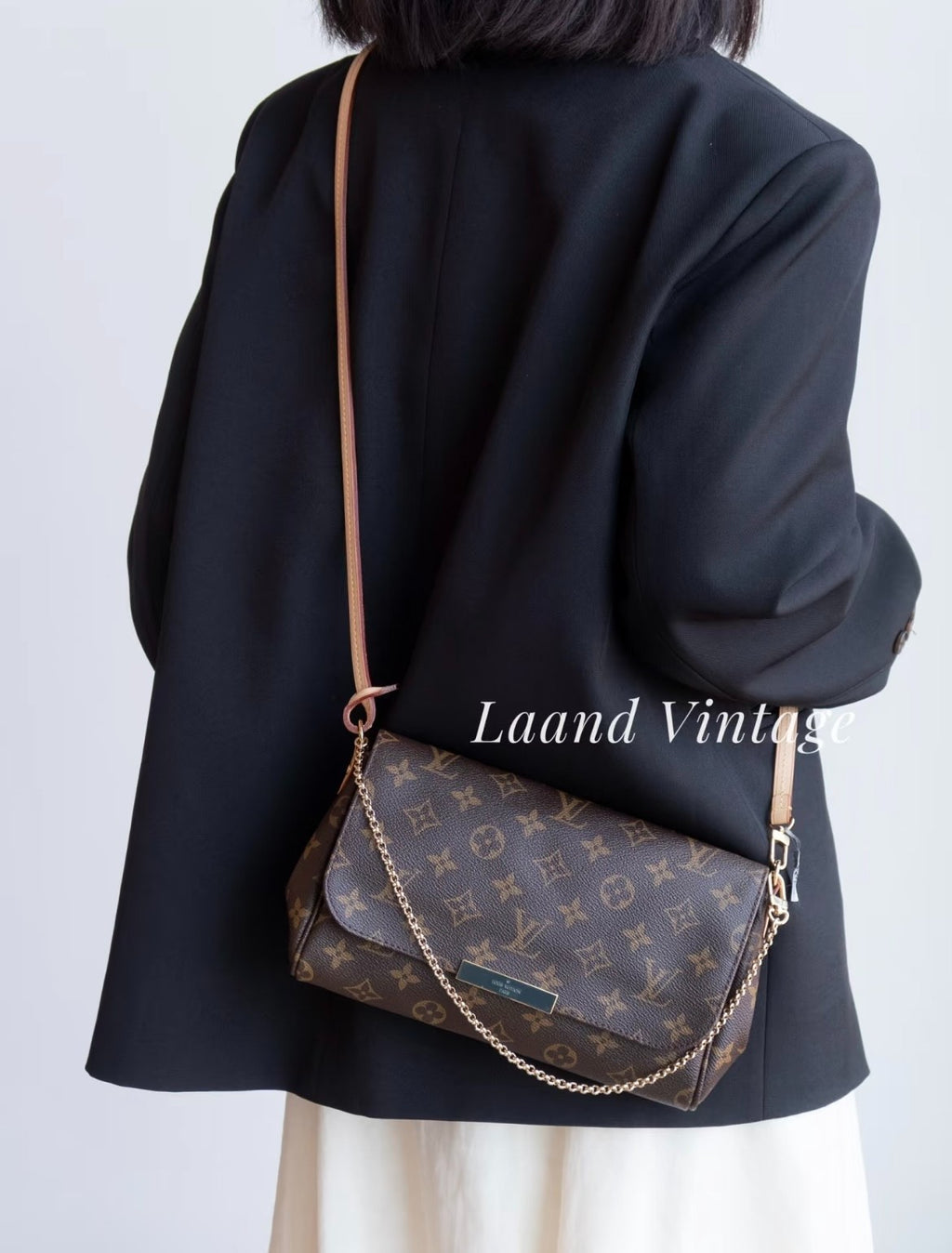 Louis Vuitton Favourite Monogram Chain Shoulder bag Crossboyd Vintage Women