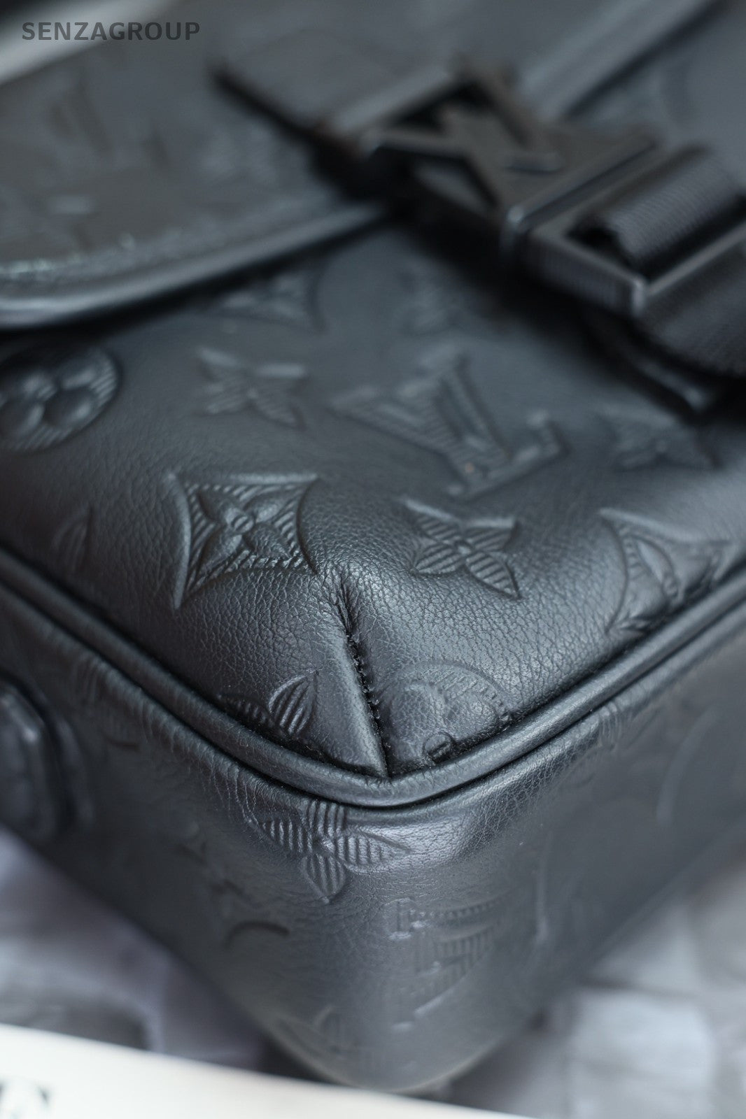 Louis Vuitton Getaway Monogram Empreinte Shoulder bag All black Chip Version