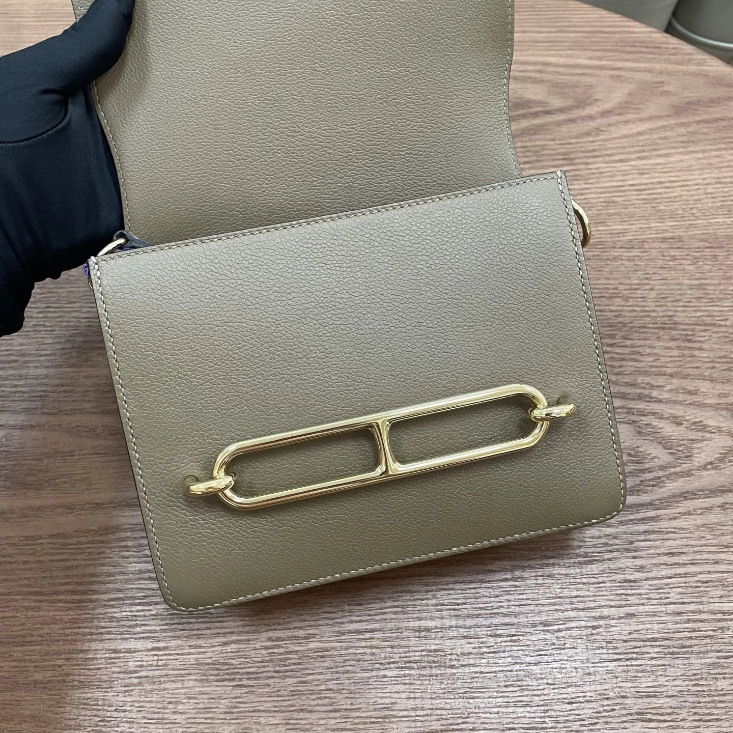 Hermes Roulis19 Evercolor Leather Shoulder Crossbody Gray Gold Women Classic