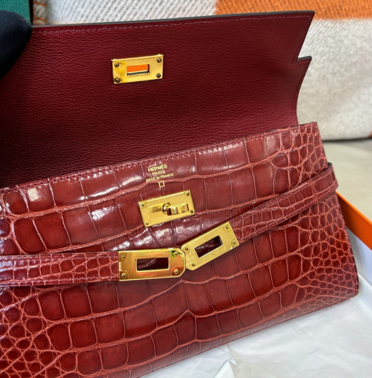 Hermes Kelly Long Wallet Red Gold Clutch Used Women Classic Fashion