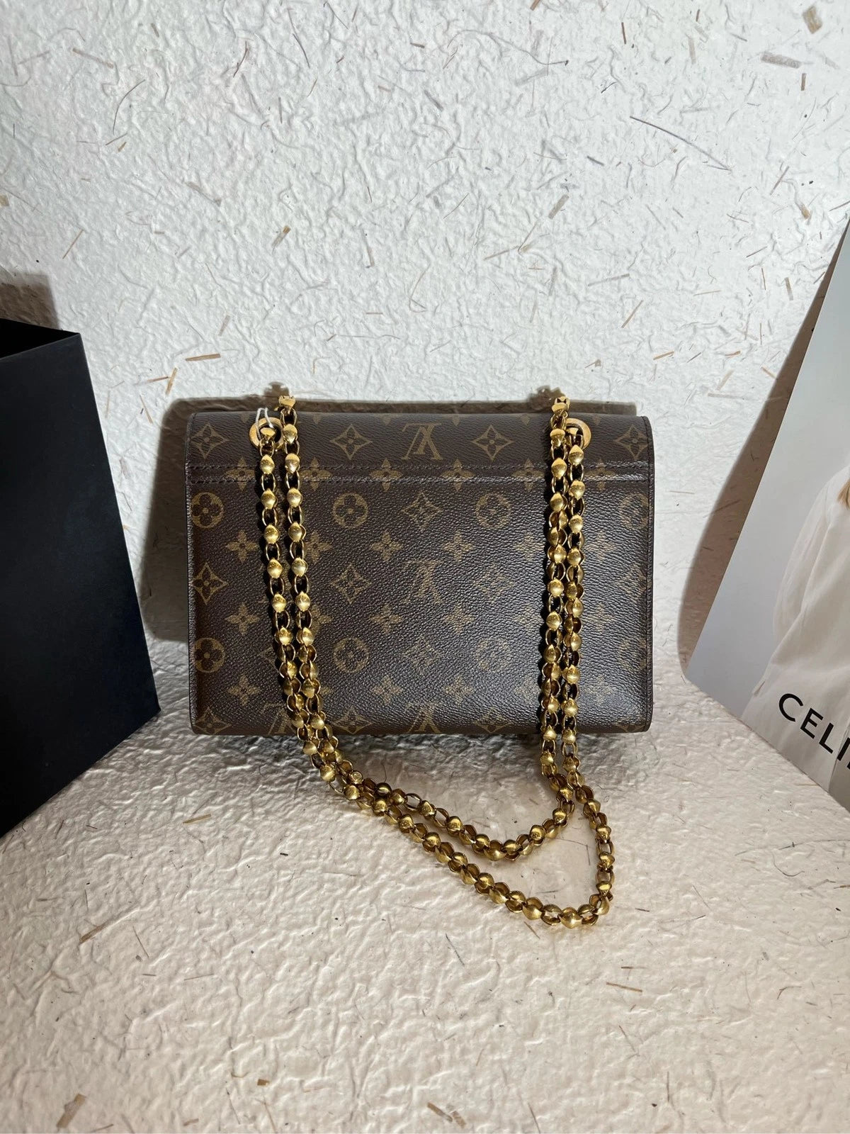 Louis Vuitton Victoire Chain Shoulder Bag For Women