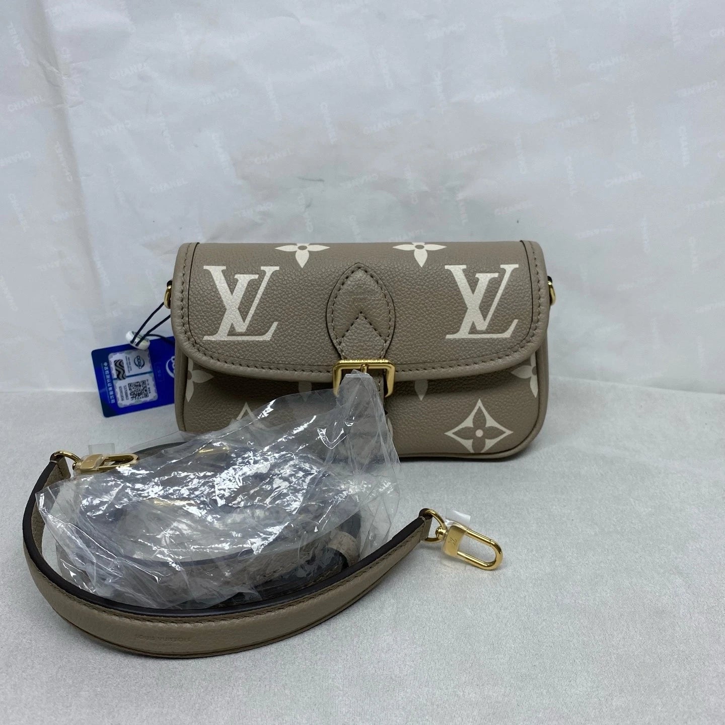 Louis Vuitton Leather Gray Nano Baguette Shoulder Bag For Women