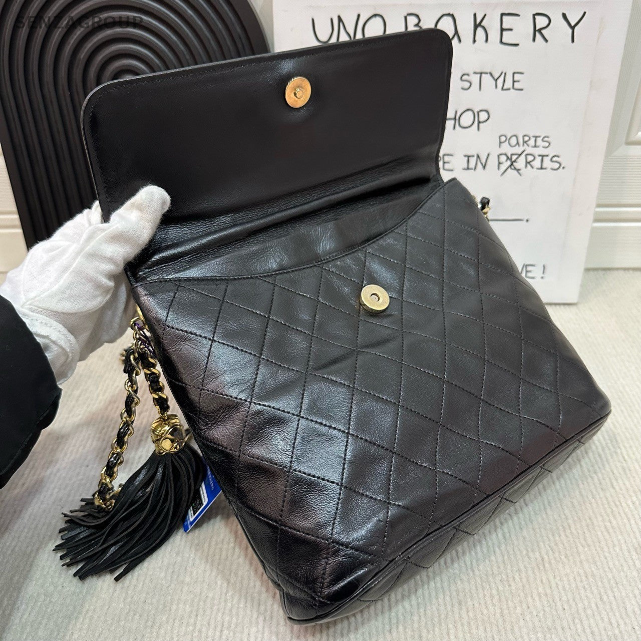 CHANEL Vintage CC Logo Tassel Chain Shoulder bag Black Gold Women Classic