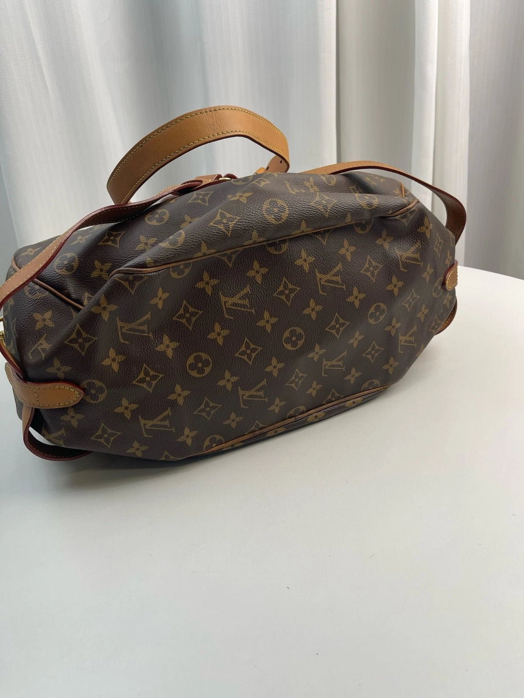 Louis Vuitton Runway Show Women's Shoulder Bag