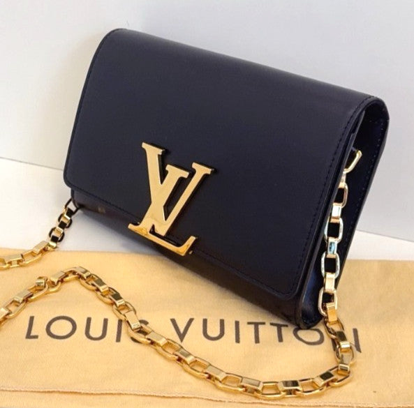 Louis Vuitton Chain louise Logo Chain Strap Crossbody Shoulder bag Calfskin