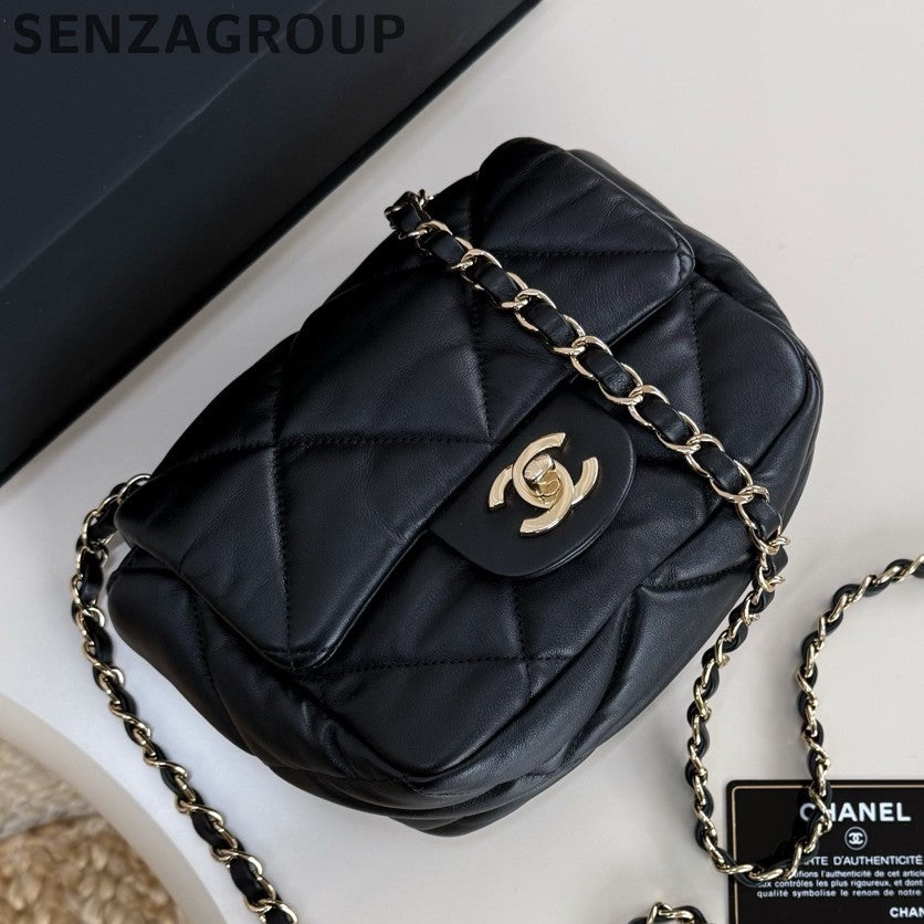 Chanel Diamond Chain Shoulder Bag Crossbody Black Gold Women Classic Fashion