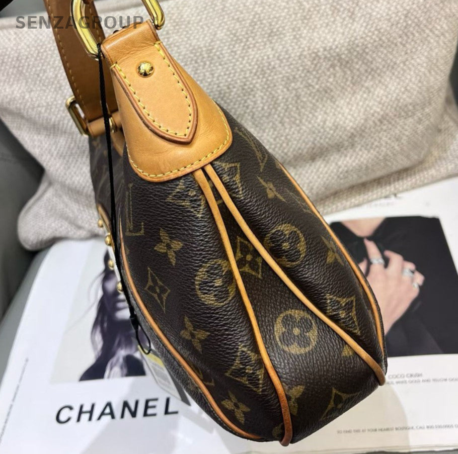 Louis Vuitton Thames PM Monogram Shoulder Bag Brown Gold Women Classic