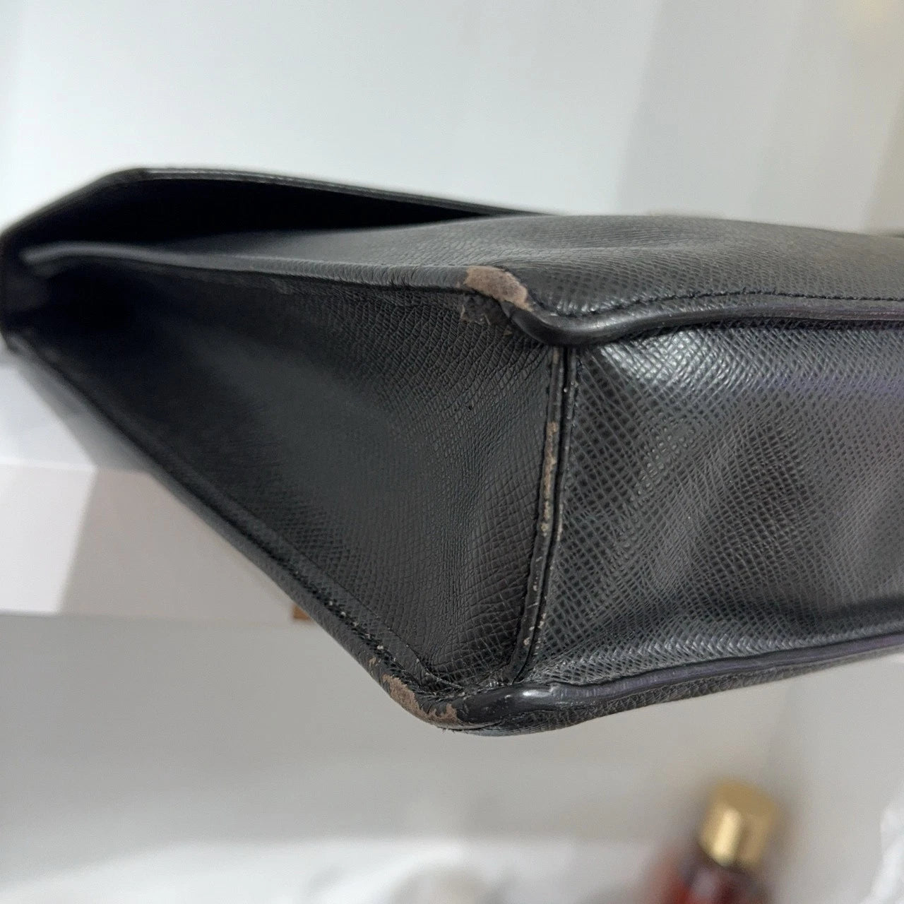 Louis Vuitton Taïga Angara Epi Leather Black Handbag Silver Hardware
