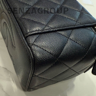 Chanel Quilted Gold Chain Shoulder Crossbody Bag Black Women Classic