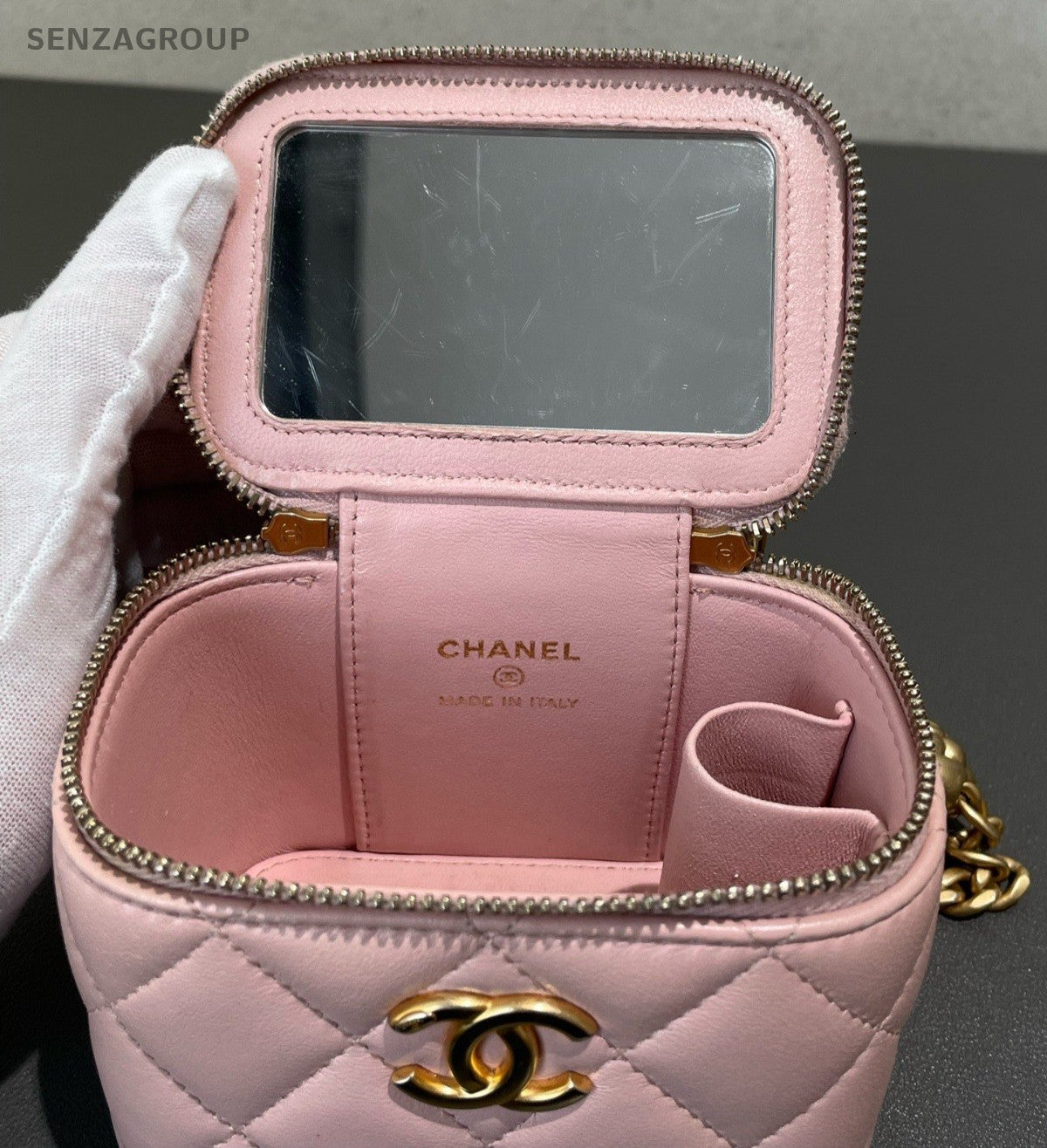 Chanel Vanity Case Mini Chain Shoulder Bag Crossbody Pink Gold Women Fashion