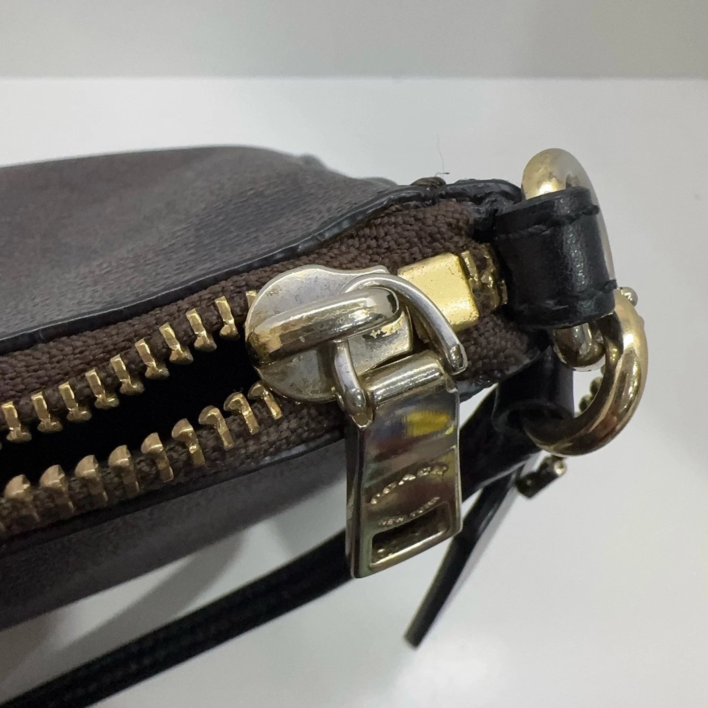 Coach 22 Classic Monogram Top Zip Shoulder Handbag For Women