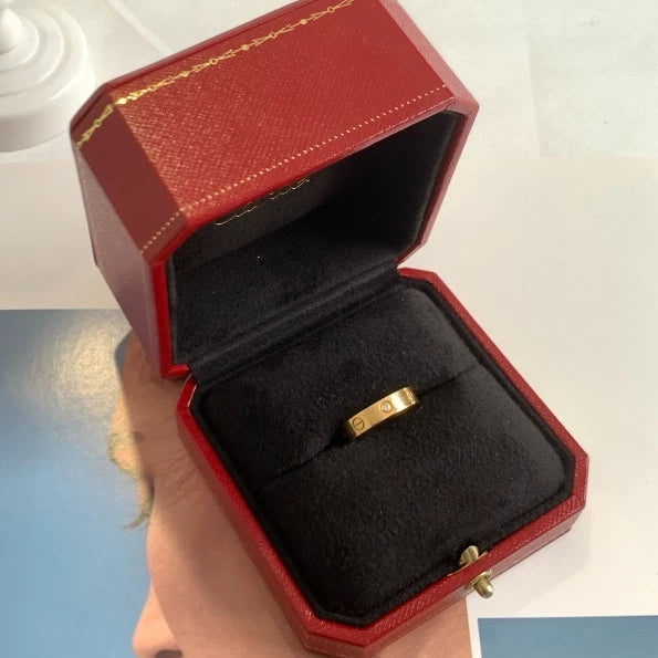 Excellent Cartier Love Small Band Ring 4mm 18k Yellow Gold 1Diamond EU50/US5.25