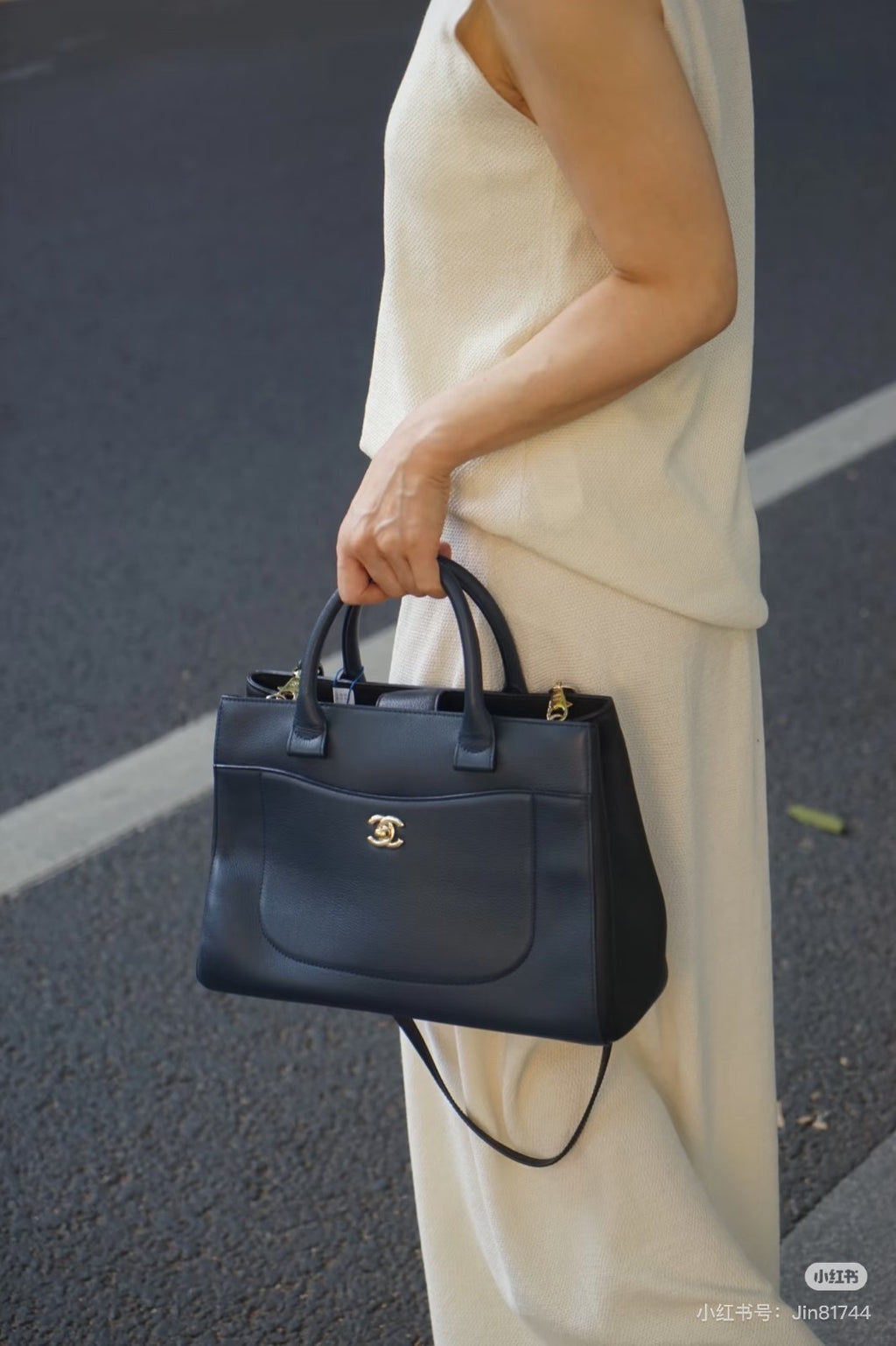 CHANEL Cerf tote Top Handle 2WAY Crossboy bag Black Gold Women