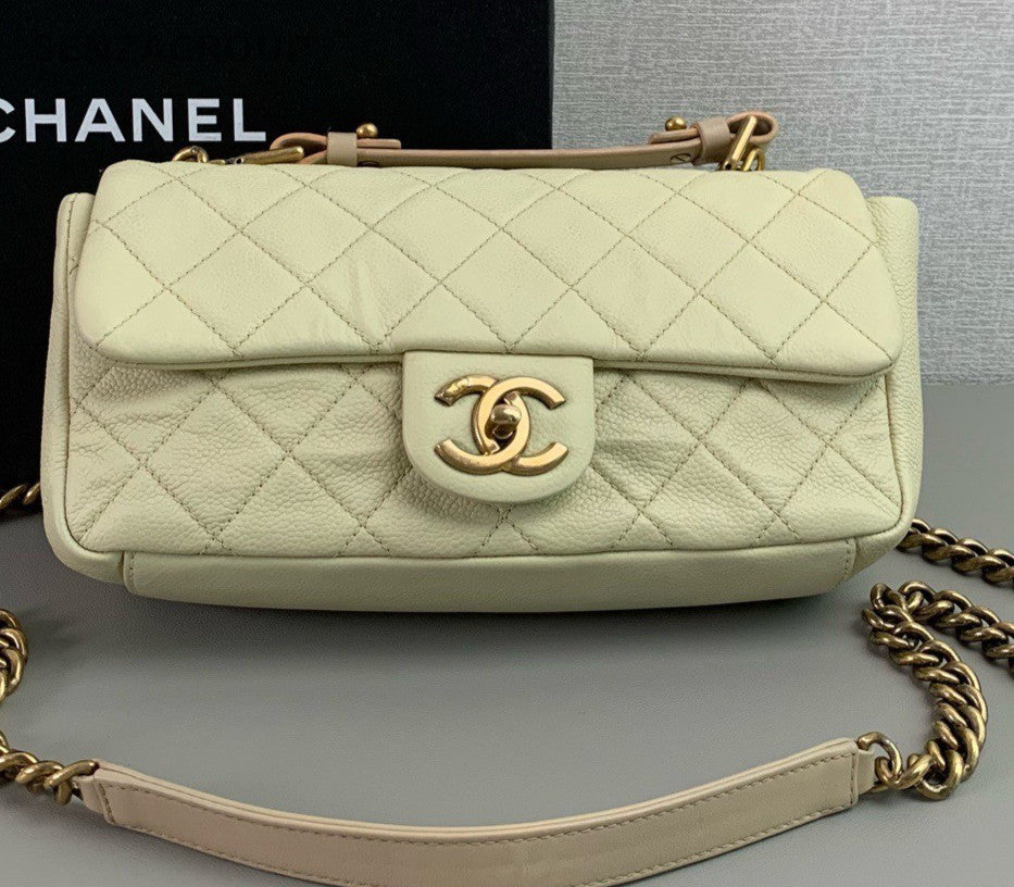 Chanel Classic Flap Ivory white Chain Shoulder bag Women Classic