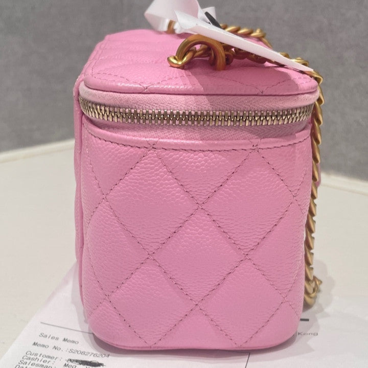 Chanel 23P Heart Chain Cosmetic Bag Box Shoulder Crossbody Pink Gold