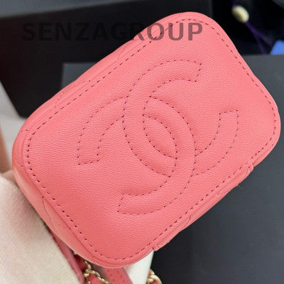 Chanel Pink Quilted Box Bag Gold Hardware Chain Strap Shoulder Crossbody