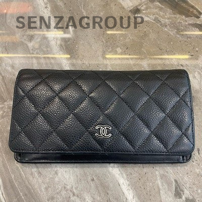 CHANEL Black Silver Caviar Leather Long Wallet Wristlet Classic Quilted