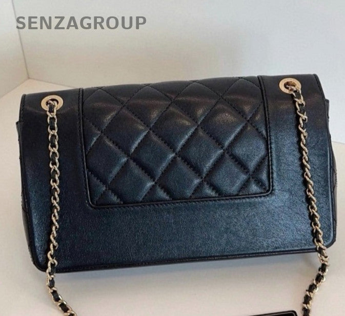 Chanel Diamond Chain Shoulder Bag Crossbody Black Gold Women Classic Fashion