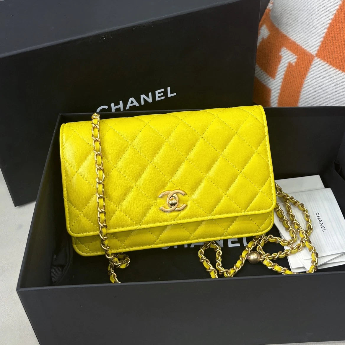 Chanel Diamond WOC Chain Shoulder Bag Crossbody Yellow Gold Used Women Classic