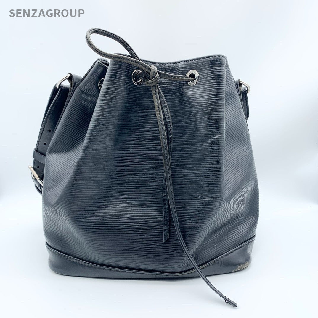 Louis Vuitton Vintage Bucket Drawstring Epi Leather Shoulder bag Black Women