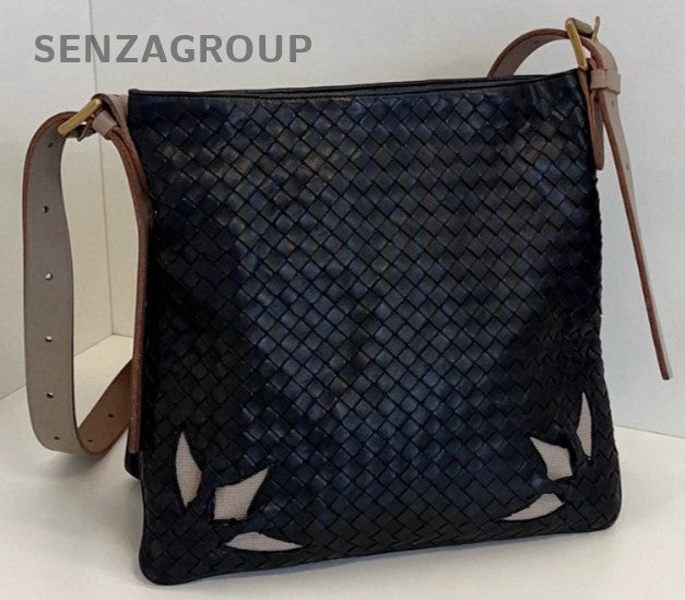 Bottega Veneta Classic Weaving Petal cutout Shoulder bag Black
