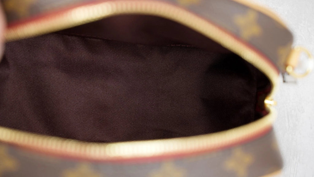 Louis Vuitton Deauville Monogram Canvas Shoulder Bag Crossbody Excellent