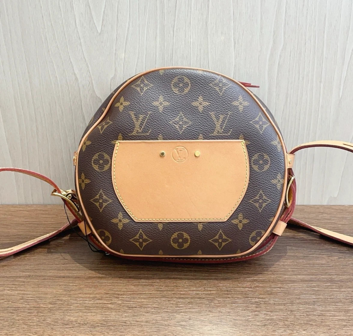 Louis Vuitton Boite Chapeau Souple Monogram GM Shoulder Bag Crossbody Bag Women