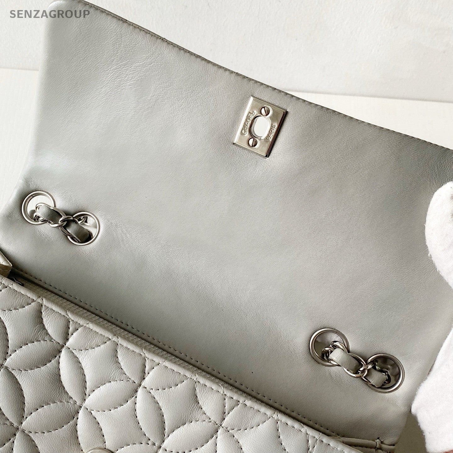 Chanel Classic Flap Four-leaf Clover Series Chain Shoulder bag Gray Silver