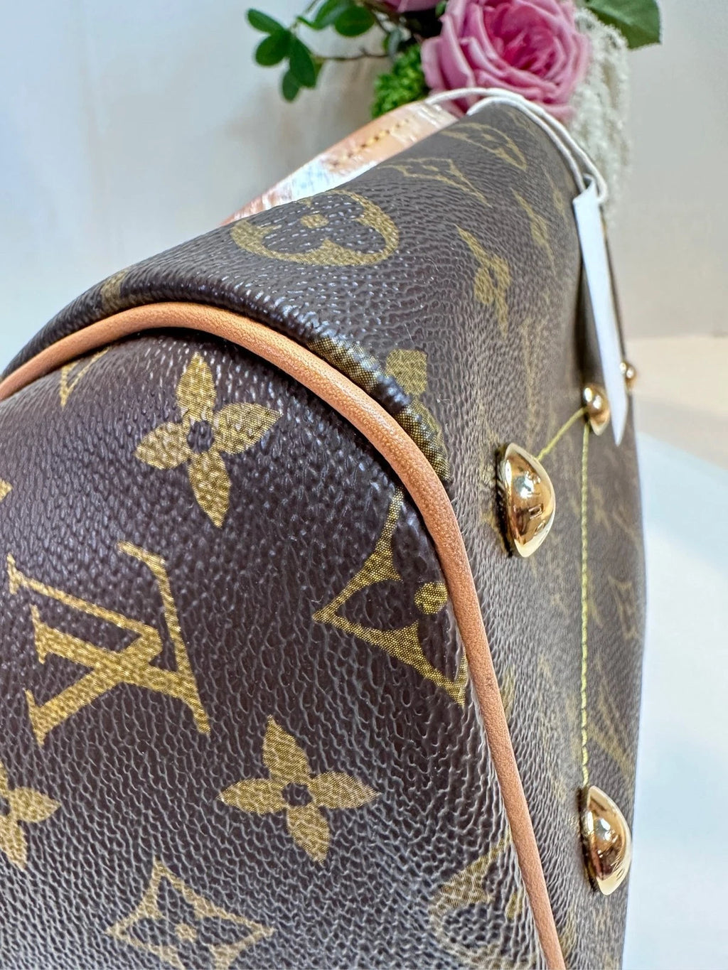 Louis Vuitton Canvas Small Tivoli Dumpling Handbag For Women