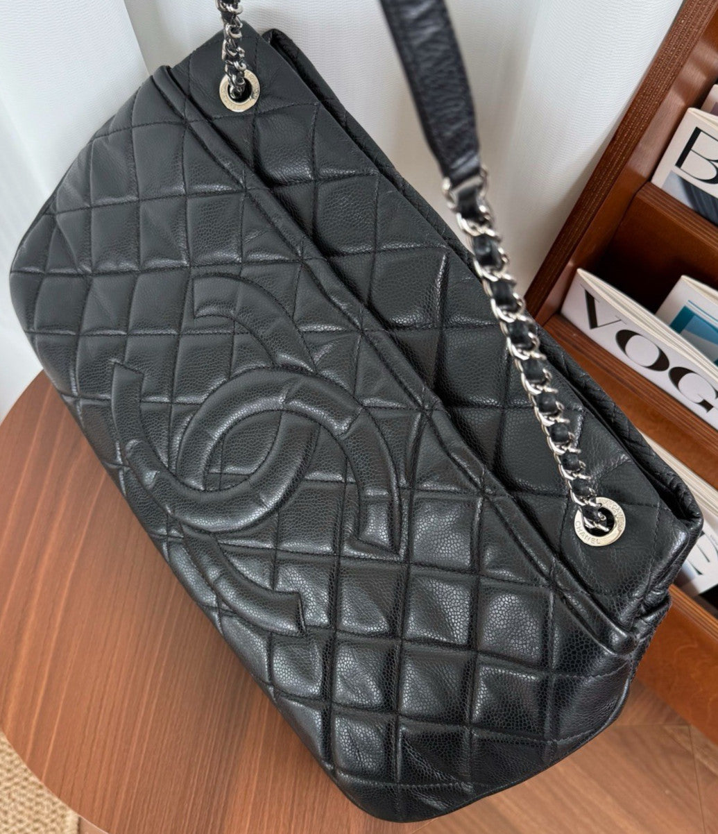 CHANEL Relief sculpture CC Chain Shoulder bag Black Silver tote Women
