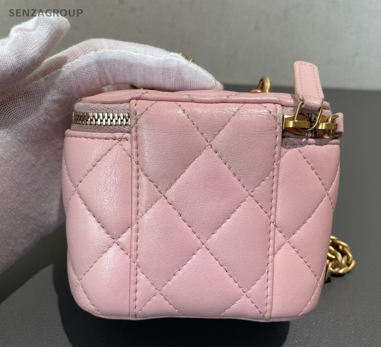 Chanel Vanity Case Mini Chain Shoulder Bag Crossbody Pink Gold Women Fashion