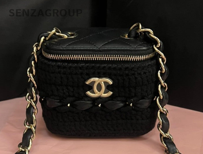 CHANEL Vanity Box mini Fur Leather Chain Shoulder bag Crossbody Women Black Gold